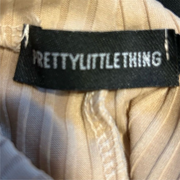 Pretty Little Thing Camel Rib Biker Shorts Size 2 - Picture 9 of 11